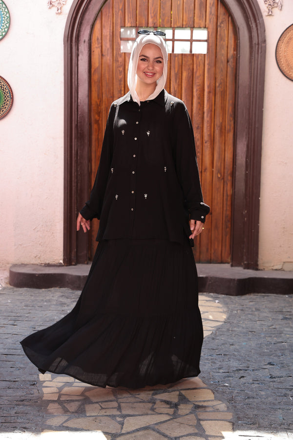 Pearl-Embellished Koresha Two-Piece Set – Black